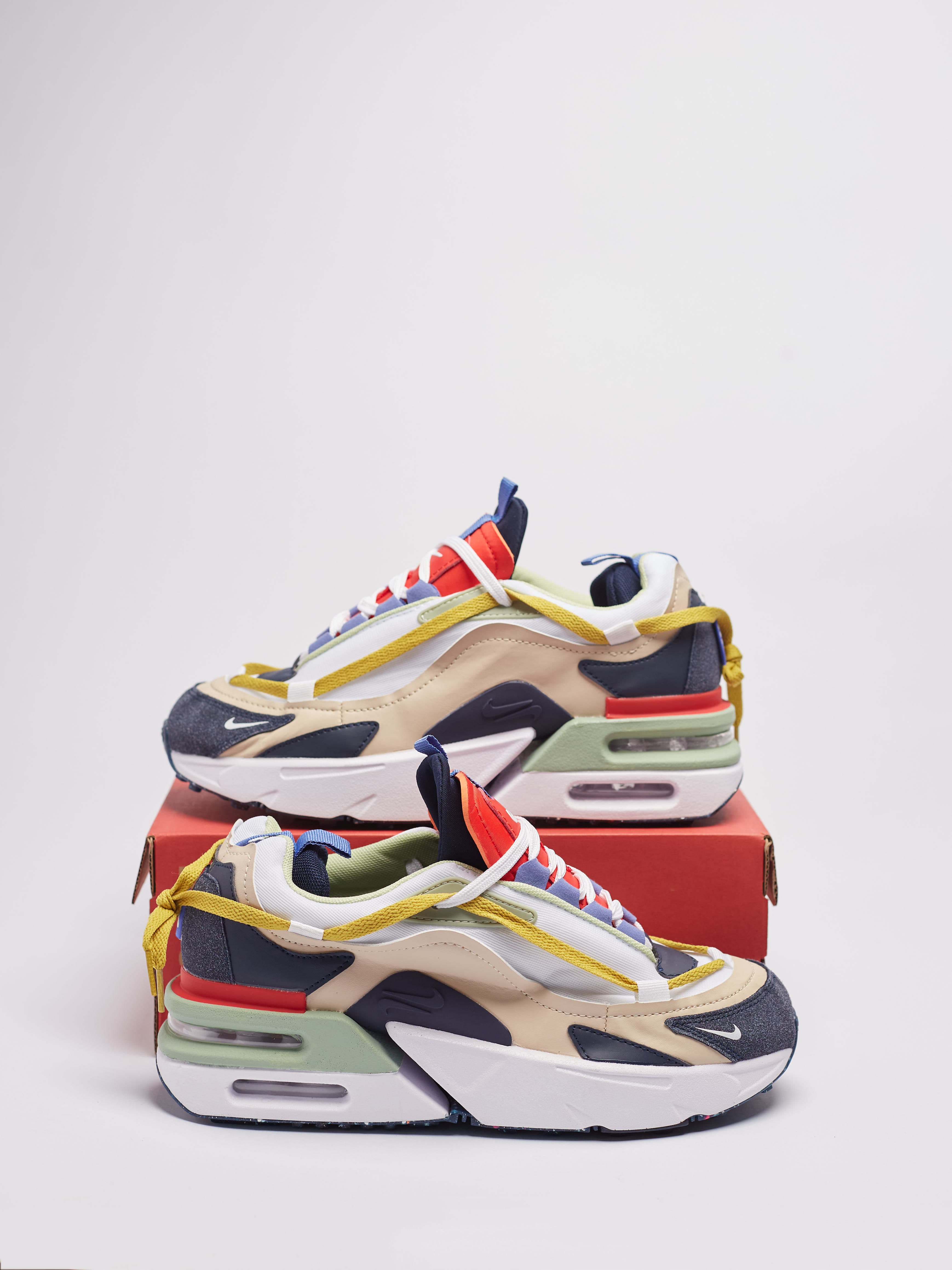 Nike Air Max DN8 SE Multi-Color