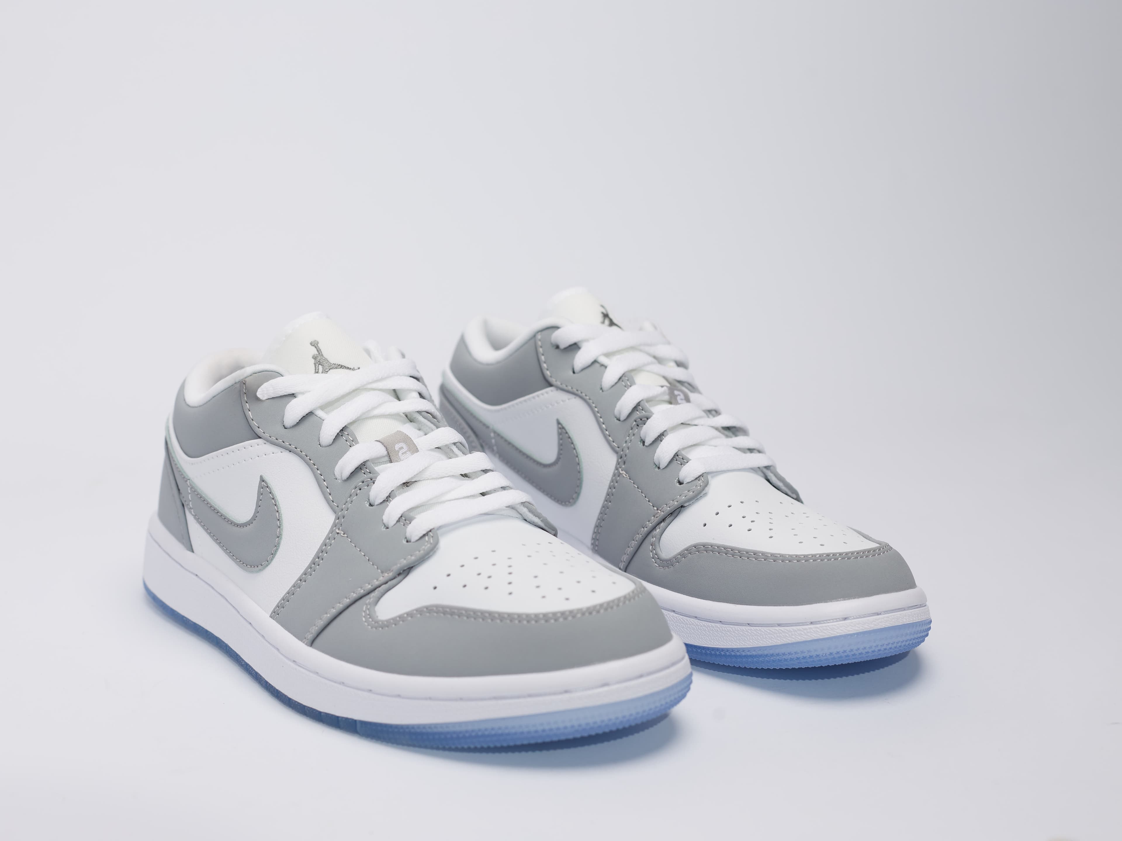 Nike Dunk Low Grey Fog White alternate angle