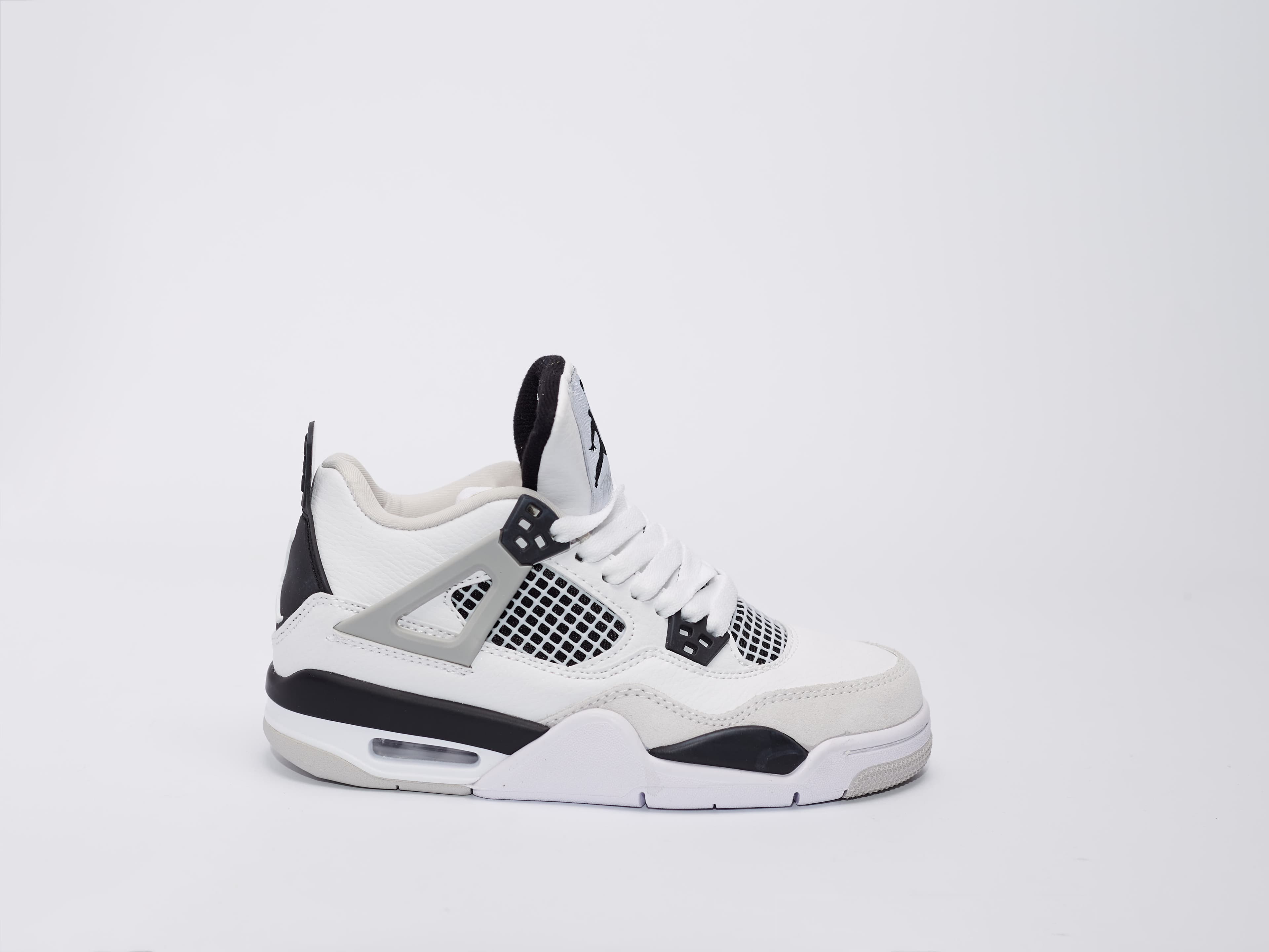 Air Jordan 4 Retro White Oreo