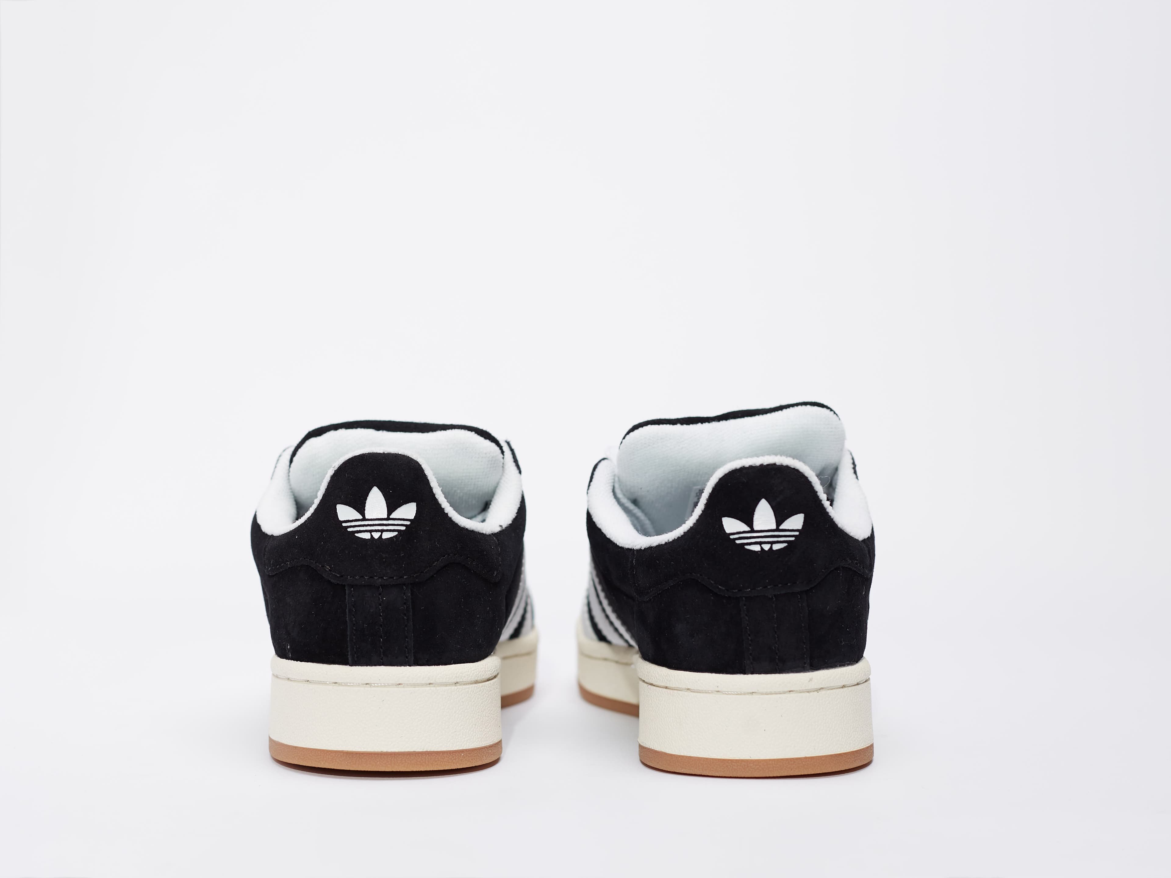 Adidas Samba OG Black White Gum angle 3