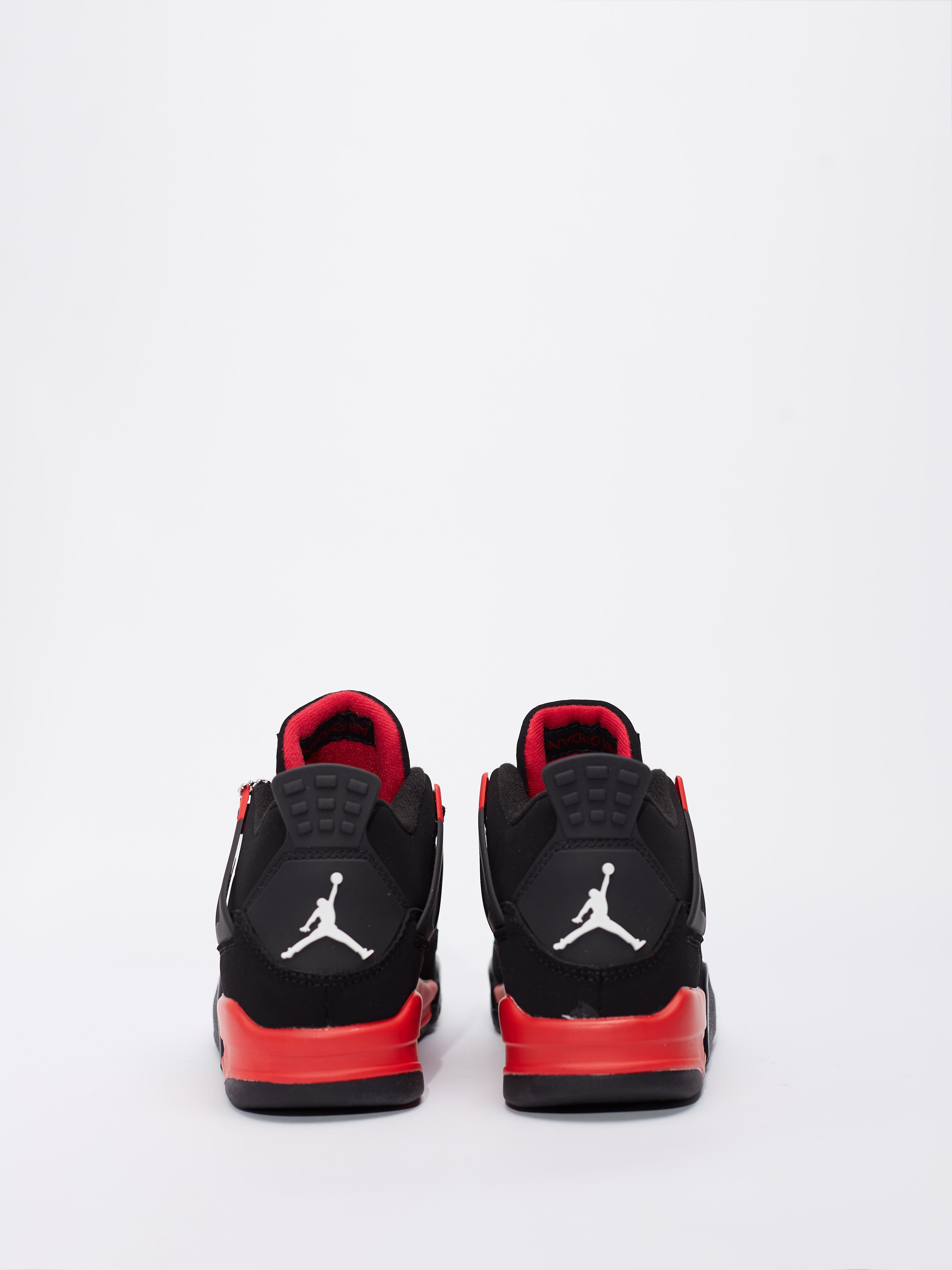Air Jordan 4 Retro Red Thunder Bred alternate angle