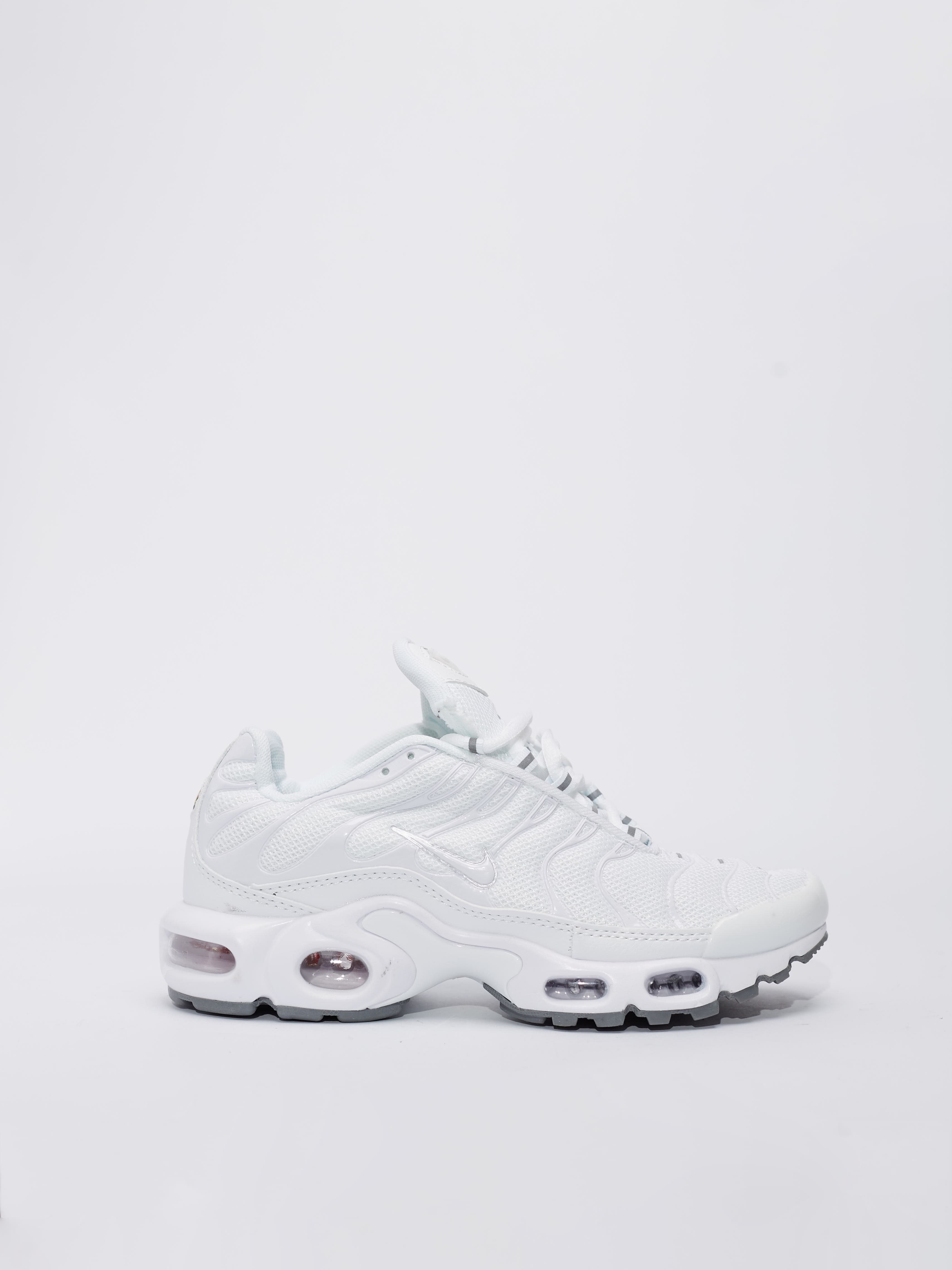 Nike Air Max Plus TN Triple White